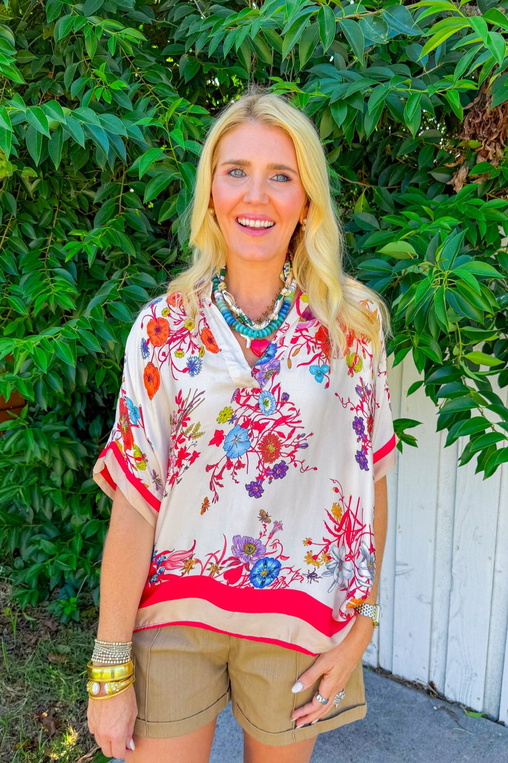 Artistry Angle Top - Cream/Red